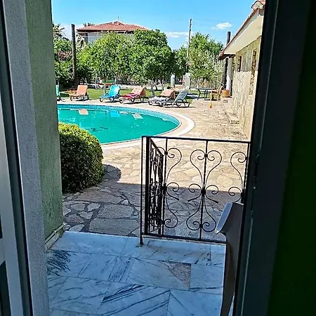 Sirius Star Hotel 3*